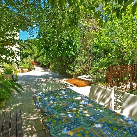Appartamento Fuer 4 Personen Ca 35 Qm In Rovinj, Istrien Istrische Riviera *
